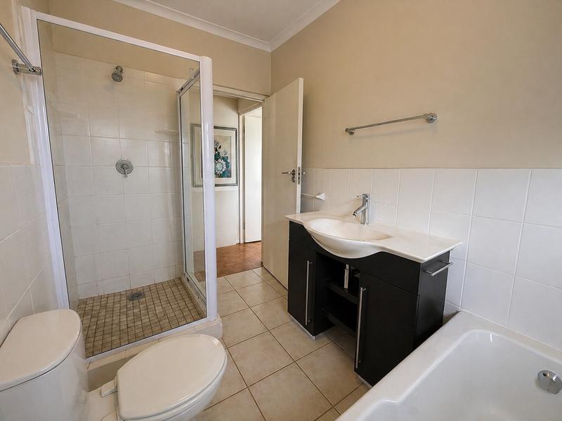 3 Bedroom Property for Sale in Kenilworth Western Cape